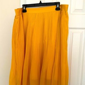 A New Day yellow pleated midi skirt size XXL